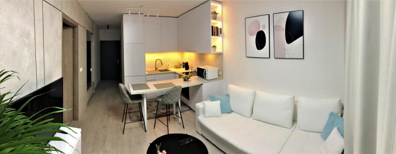 Top Urban Apartment - Free Parking, Green Energy, Modern Style Bratislava Luaran gambar